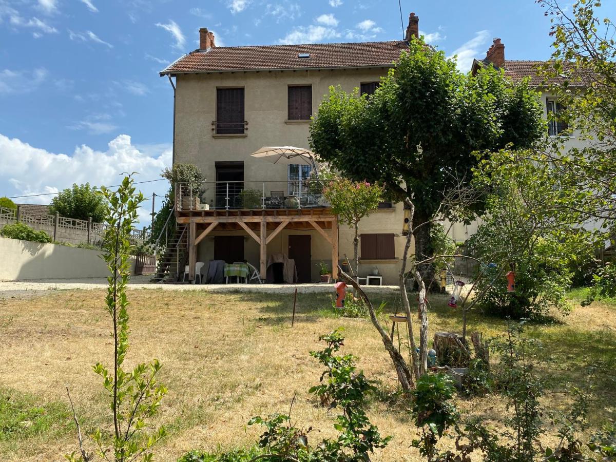 Charmant F1 Avec Terrasse Et Vue Sur Jardin Arbore - Fraicheur Naturelle Du Rez De Jardin - Parking Bellerive-sur-Allier Buitenkant foto